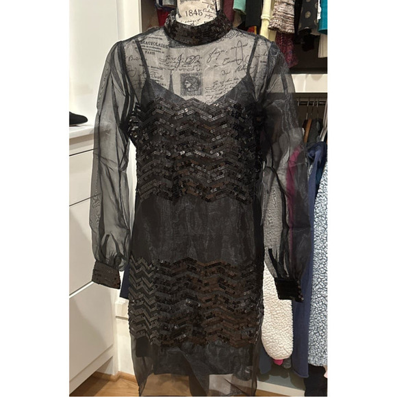 ModCloth Black Fanciful Fette Shift Sequin Overlay Dress Women's Small - Picture 3 of 10